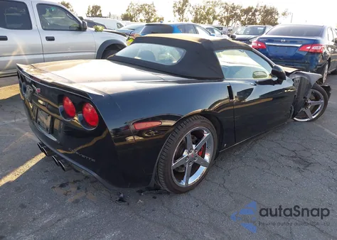 2007 Chevrolet Corvette из США, поврежденный, VIN 1G1YY36U375103846